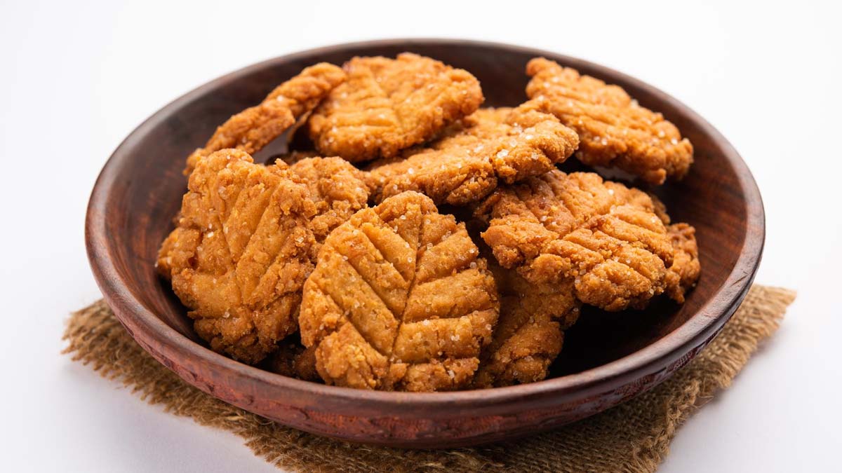 MithilaMithaas Desi Ghee Thekua | Homemade Traditional Mithila Recipe | Desi Ghee Thekua | Famous Bihari Healthy Sweet (250Gms)